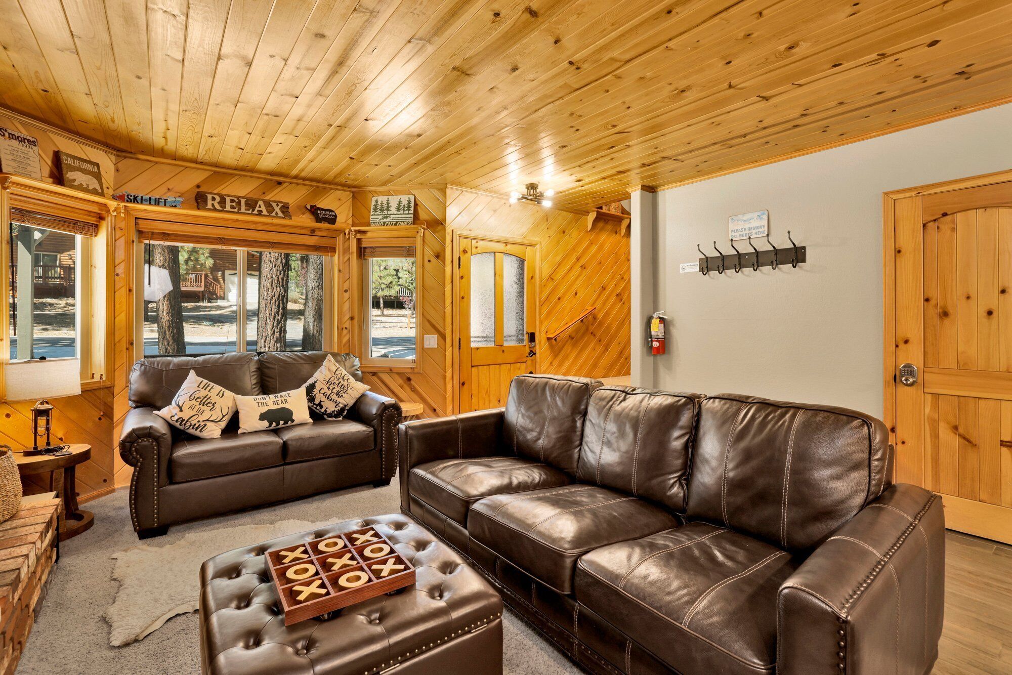 Cabin, Multiple Beds, Hot Tub (2581) | Lobby