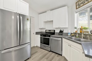 Cabaña, varias camas, patio (2580) | Cocina privada