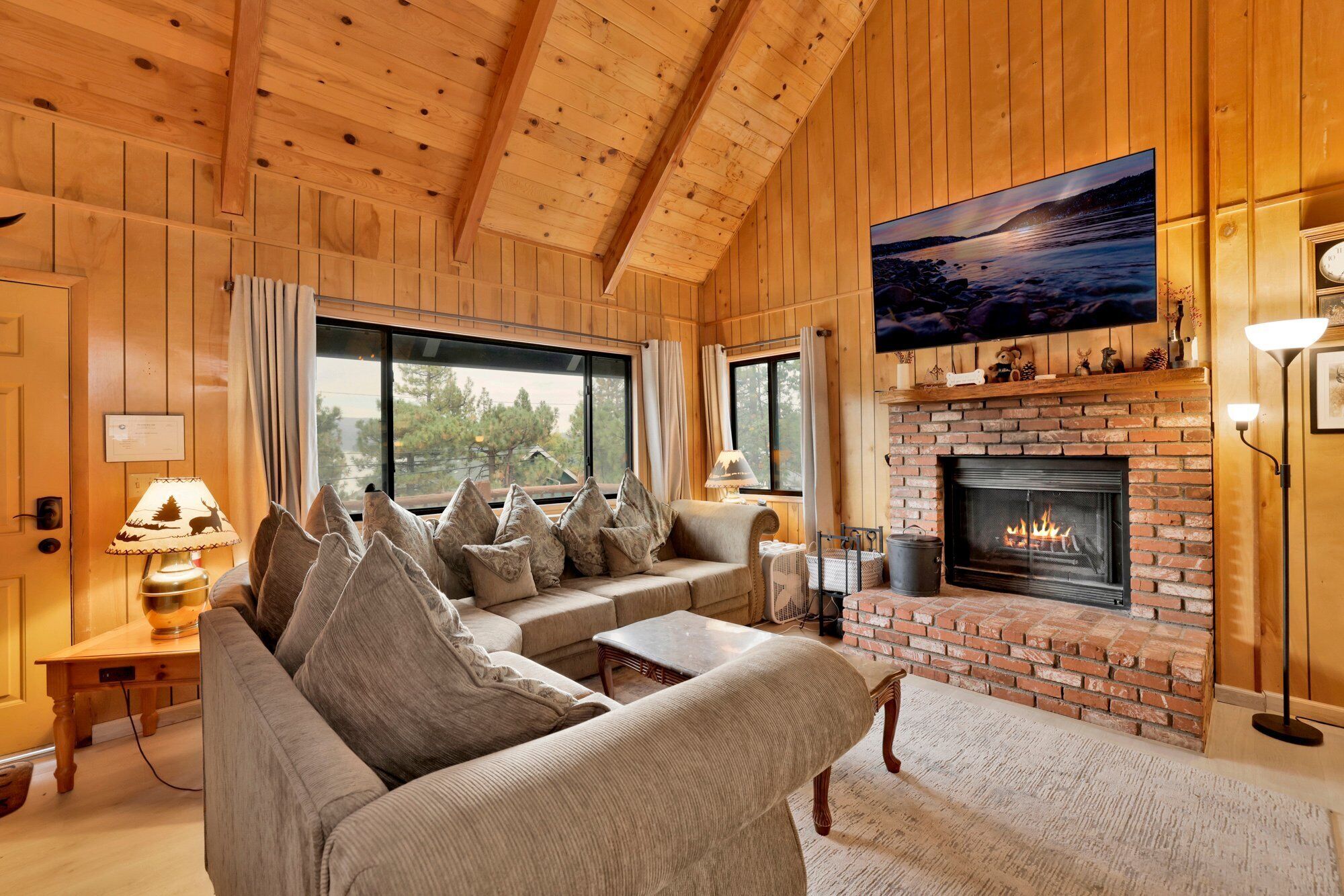 캐빈, 침대(여러 개), 수영장 이용 (2585) | 거실 공간