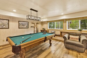 Game room - Arlberg Village Haus #2571 (Big Bear Lake)