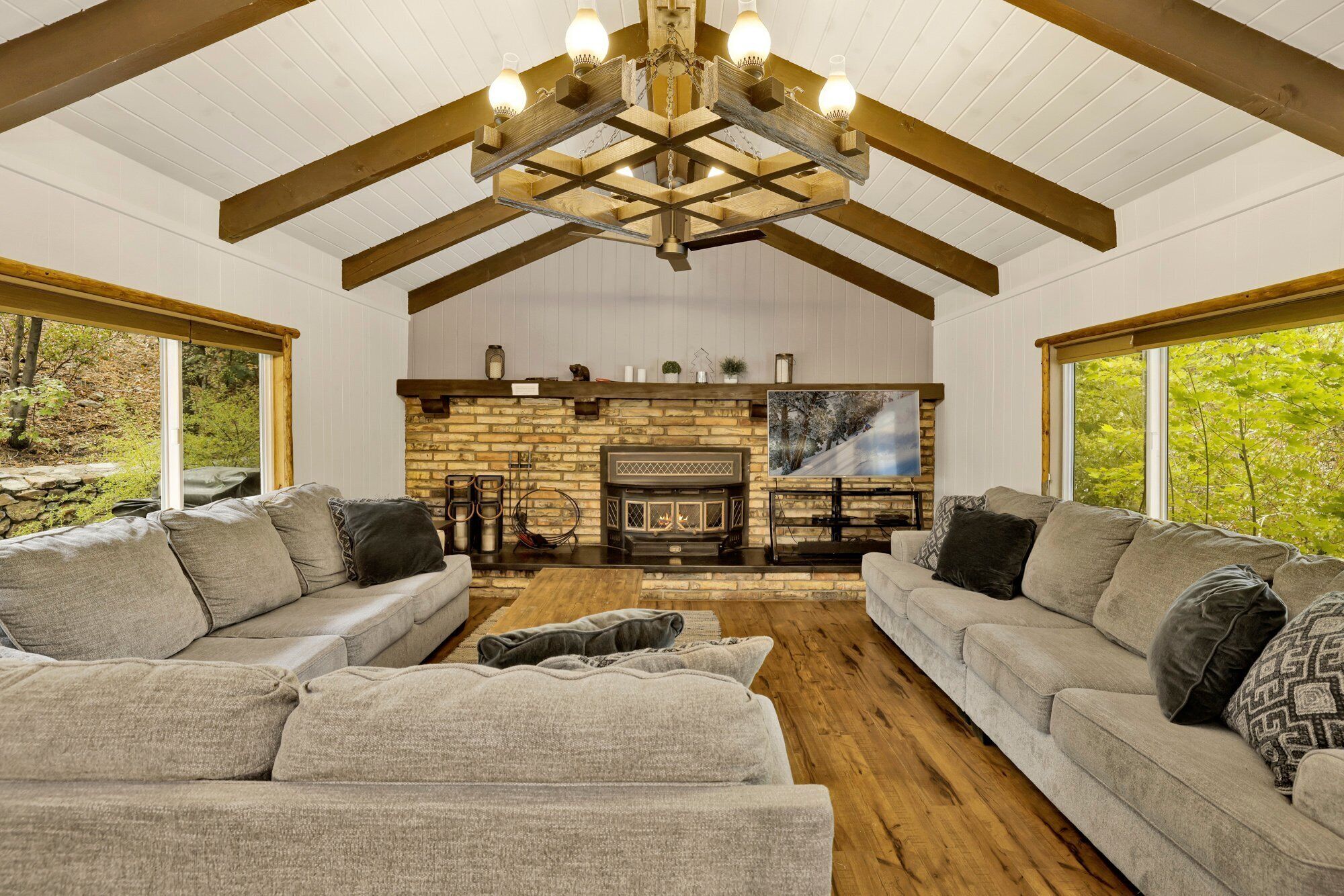 Cabin, Multiple Beds, Pool Access (2571) | Living area