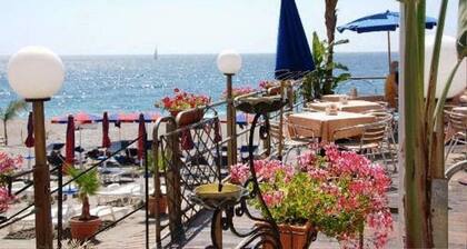 Hotel San Pietro Beach - Letojanni