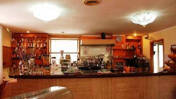 Bar (in der Unterkunft)