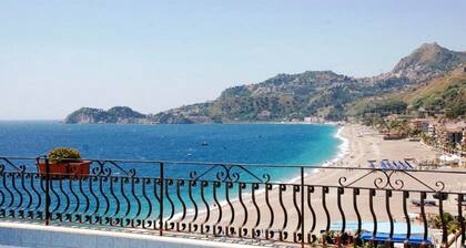 Hotel San Pietro Beach - Letojanni