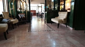 Lobby - Hotel Cristallo Relais Sure Hotel Collection by Be (Tivoli)