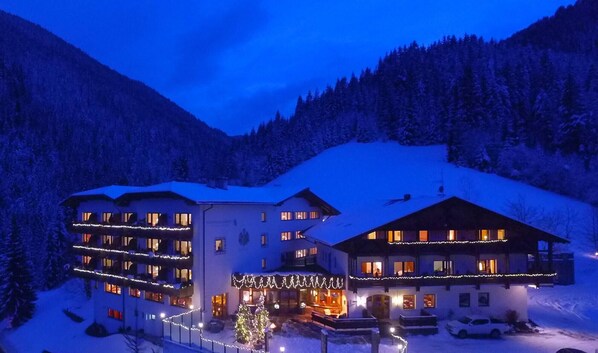 الإطلالة من المنشأة