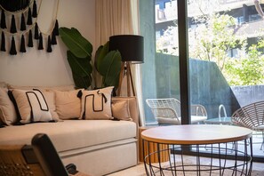 TV - Tulum Apartment w/pool - 5 min walk to Beach Zone (Tulum)