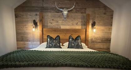 Blackwood - Peaceful cottage surround by woodlands