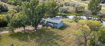 Peaceful 4 Bedroom Getaway Mins. from Huff Hills, The Post & Ft. Lincoln Park.