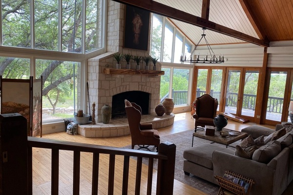 Fireplace sitting area
