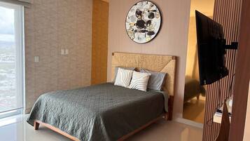 2 makuuhuonetta, työpöytä, silitysrauta/-lauta, Wi-Fi