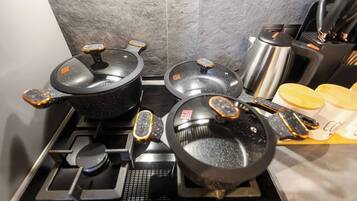 Kaffee und/oder Kaffeemaschine