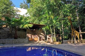 Outdoor pool - Casa Verde Nature Reserve (dos quebradas)