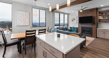 Modern Mountainside Retreat | Hot Tub & Views