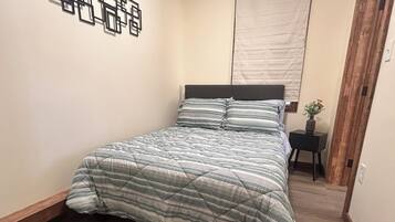 1 bedroom, WiFi, bed sheets