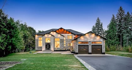 Custom-Built 4-Acre Luxury Estate Retreat