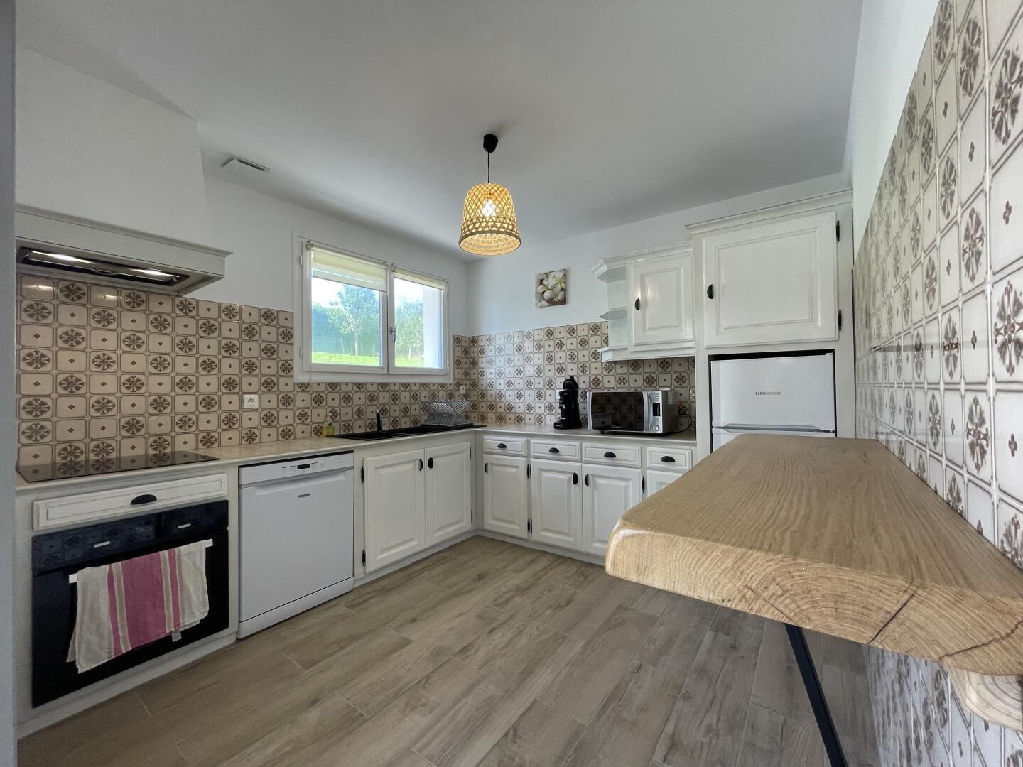 Fridge, microwave, dishwasher