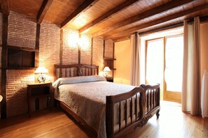 4 bedrooms, internet