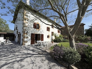 Outdoor dining - TEILARIA - SARE - Gîte (SARE)