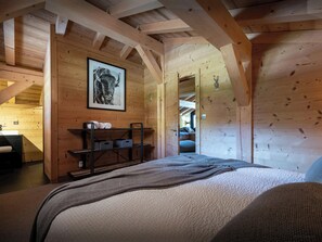 4 camere, Wi-Fi, lenzuola