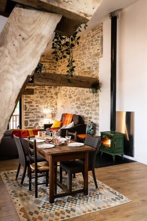 Dining - The Etxerria gîte - ARHANSUS (ARHANSUS)