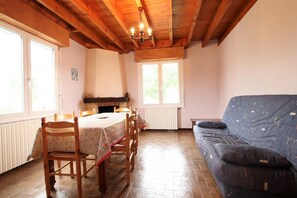 Interior - ONGUI ETHORRI - ISTURITZ (ISTURITZ)