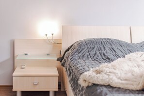 2 chambres, fer et planche Ă repasser, Wi-Fi, draps fournis