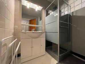 Shower - ANCHOL - MENDITTE - Gîte (MENDITTE)