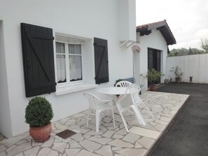Outdoor dining - IRIBURU-BERRIA - SARE (SARE)