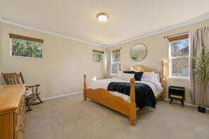 3 عدّة غرف نوم وواي فاي وملاءات أسرّة