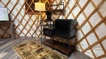 Classic Tent, 1 Queen Bed, Mountain View | Free WiFi