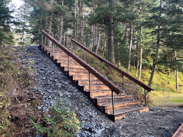 Exterior - Safari Lodge Adventure Camp (Seward)