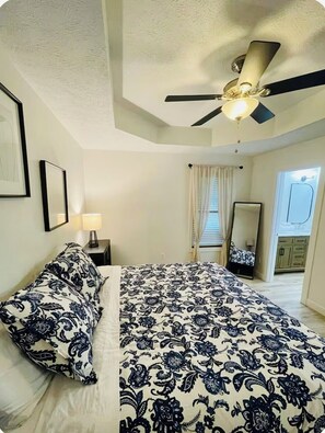 2 sovrum, strykjärn/strykbräda, wi-fi och sängkläder