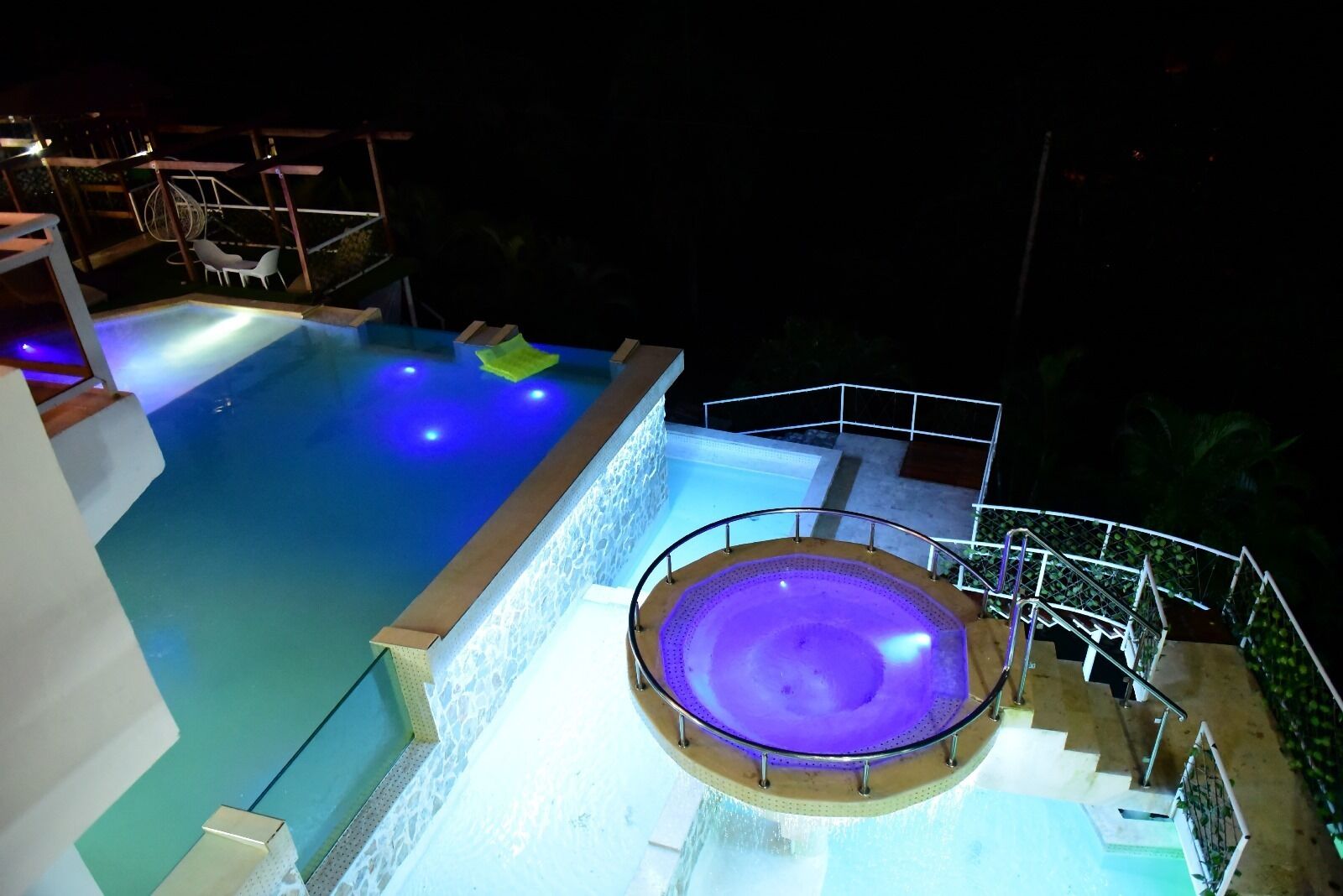 舒适双人房 | 起居区