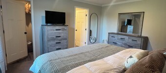 Relaxing 3-Bedroom Getaway in Jonesboro, AR on 16 acres