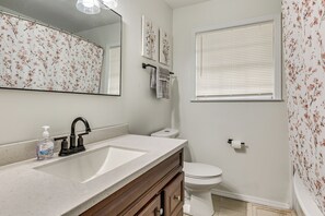 Hårtork och handdukar