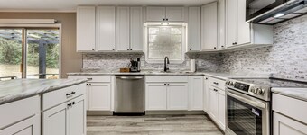 Great for Families! Remodeled Jackson Home