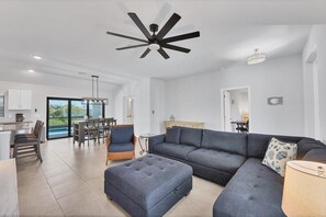 Smart TV, offices - Punta Gorda 4-Bedroom Private Pool Home on Canal (Punta Gorda)