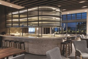 Bar (on property) - 37th-Floor Studio with Skyline & Reforma Views (Mexico City)