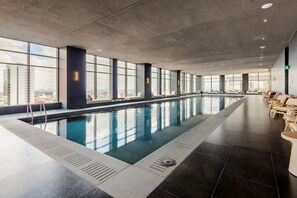 Pool - 37th-Floor Studio with Skyline & Reforma Views (Mexico City)