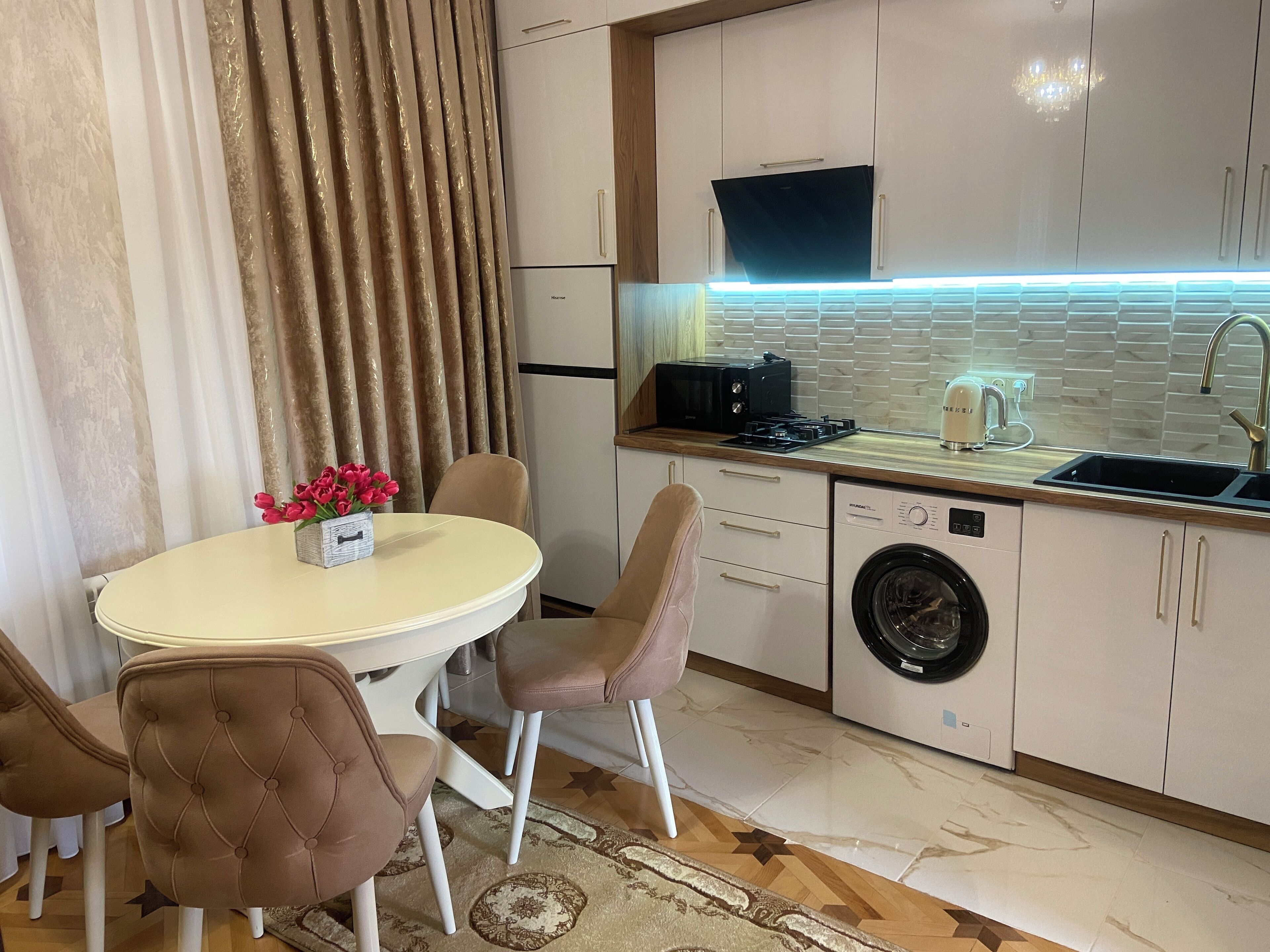 Appartement, balcon, vue ville | Coin séjour