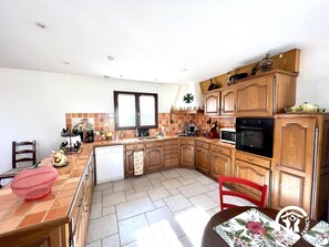 Microwave, dishwasher - Le Moulin de Corneille (ARZENS)