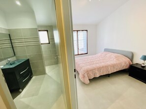 Room - Les Barris - FLEURY D'AUDE (FLEURY D'AUDE)