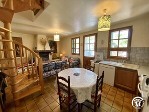 Interior - Le Gîte Pleine Nature - PADERN (PADERN)