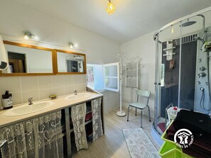 Bathroom - Le Rèc - SOULATGE - Gîte (SOULATGE)
