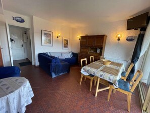 TV - 5AMB-03 - Apartment with swimming pool and parking (COLLIOURE)
