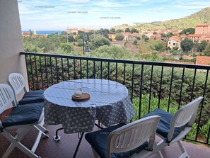 Outdoor dining - 5AMB-03 - Apartment with swimming pool and parking (COLLIOURE)