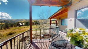 Property grounds - Master ensuite w/ Jacuzzi tub | Hot Tub | On Golf Course | Slice of Heaven (Angel Fire)