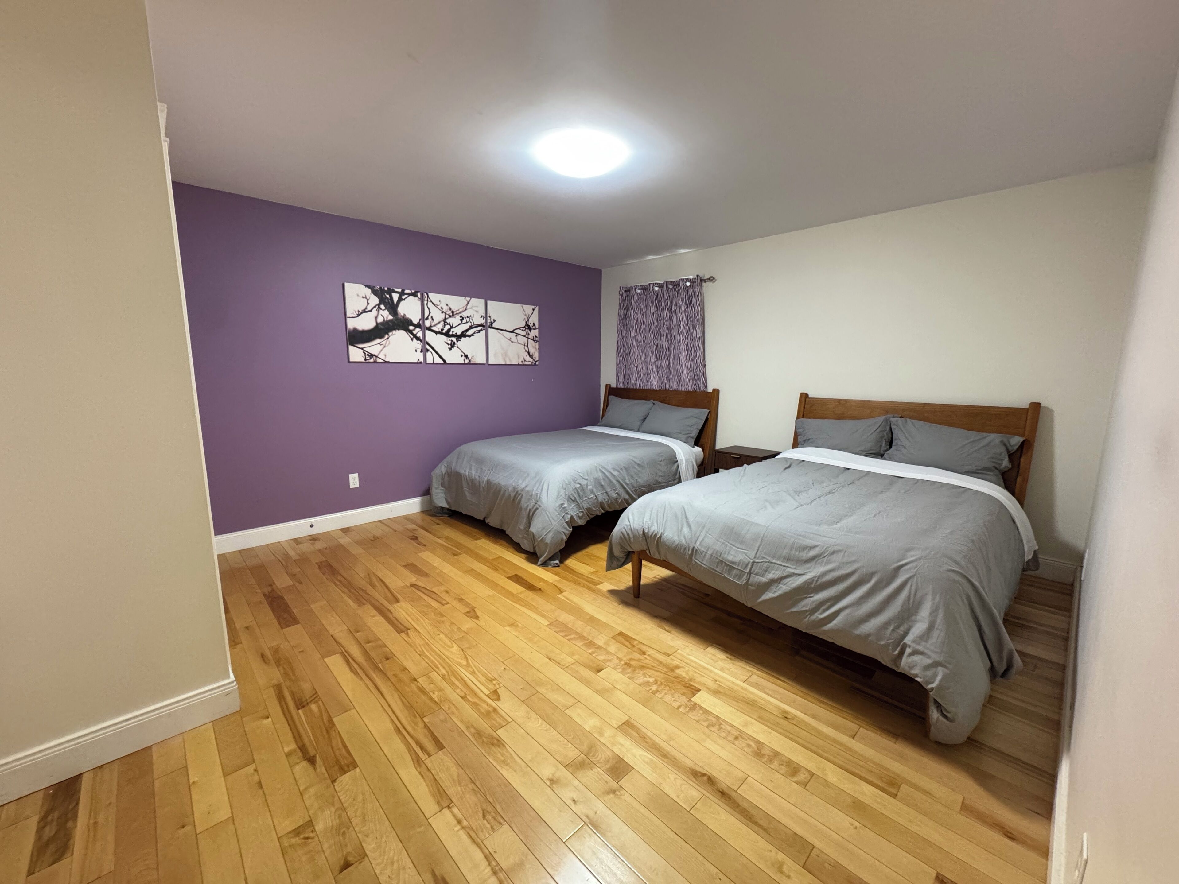 4 室のベッドルーム、WiFi、ベッドシーツ