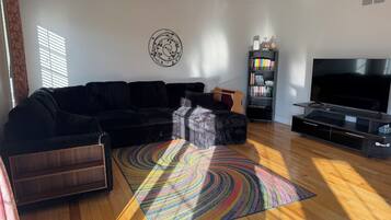 Televisión, chimenea